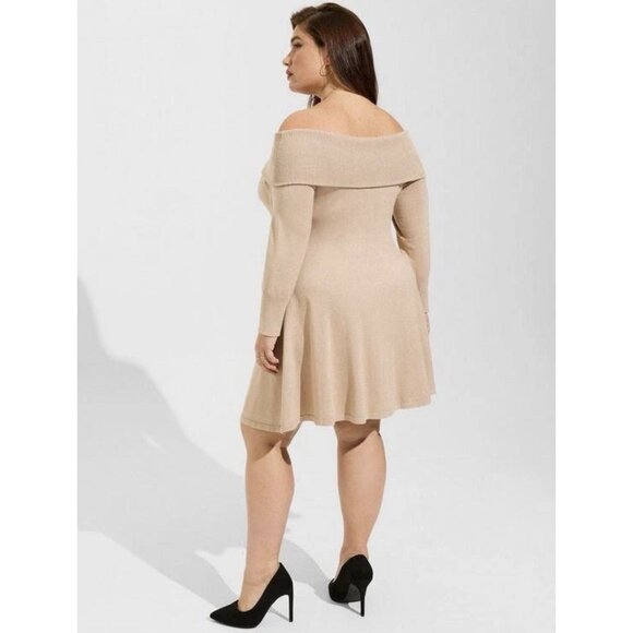 TORRID MARILYN MONROE Mini Sweater Dress Sz 3 /3X / 22-24 Beige Metallic Fluted - Picture 2 of 5